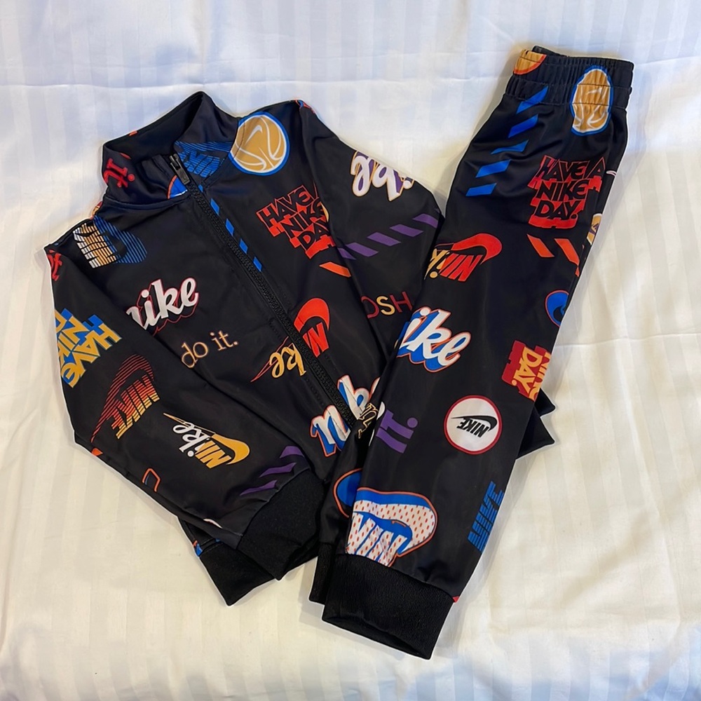 Boys multi color Nike track suit